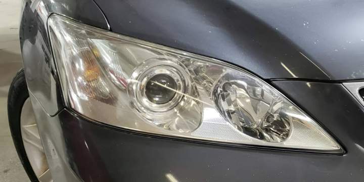 Headlight Restoration Services Markham