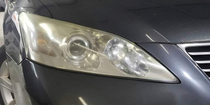 Headlight Restoration Services Markham